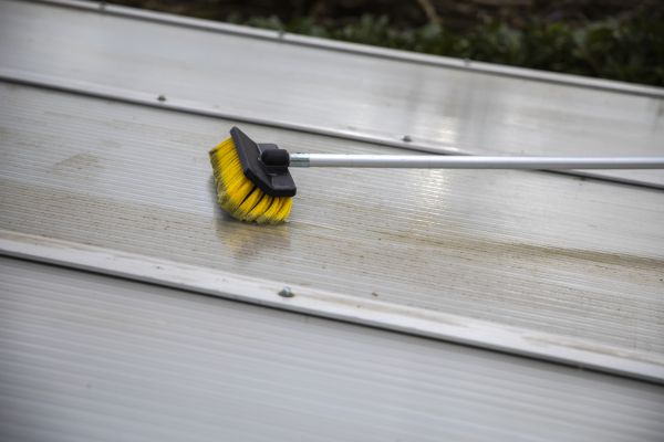 Metal Roof Stain Removal